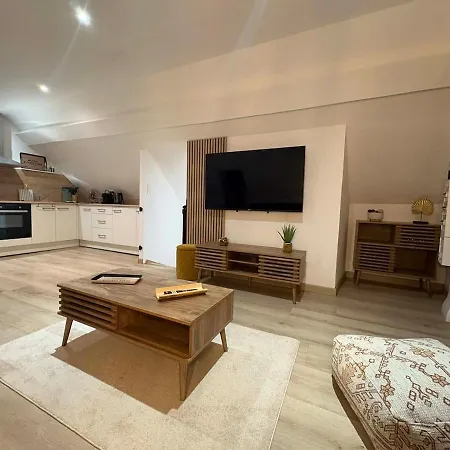 Apartment Douillet