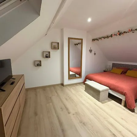 Douillet Apartment Haspres